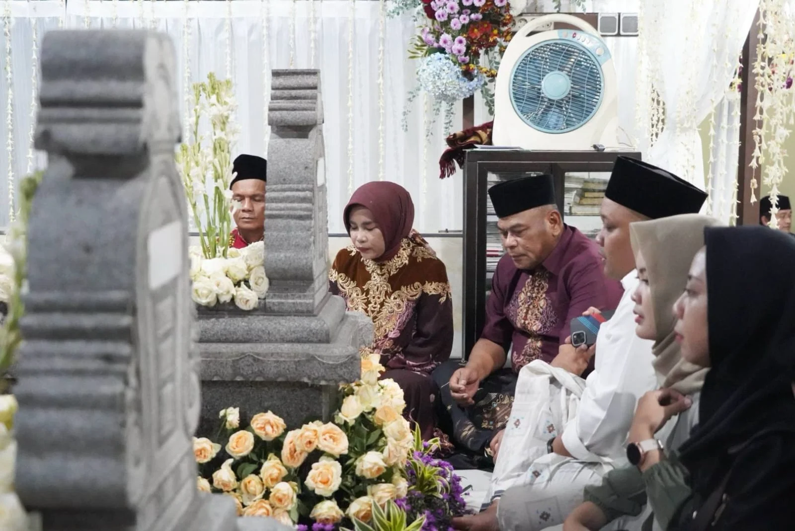 Pegang Teguh Ajaran Ulama sebagai Benteng Keimanan – Detiktoday.com