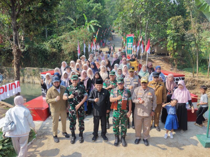 PANGDAM III/SLW RESMIKAN JEMBATAN GARUDA SUCI, PERKUAT AKSES DAN DORONG PEREKONOMIAN MASYARAKAT SUKABUMI