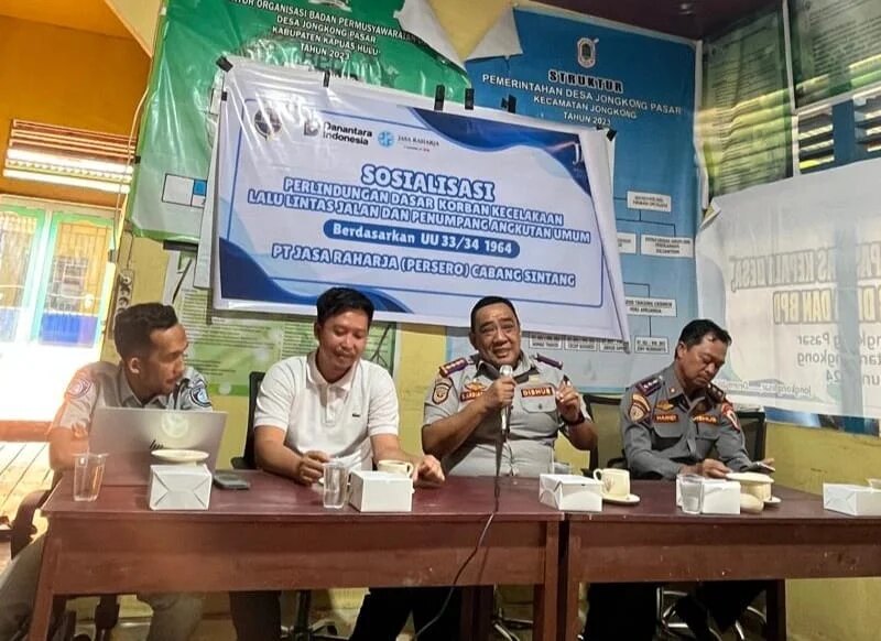 Dishub Kapuas Hulu Gandeng Jasa Raharja Sosialisasi Perlindungan Dasar Kecelakaan untuk Pelaku Angkutan Sungai di Jongkong – Detiktoday.com