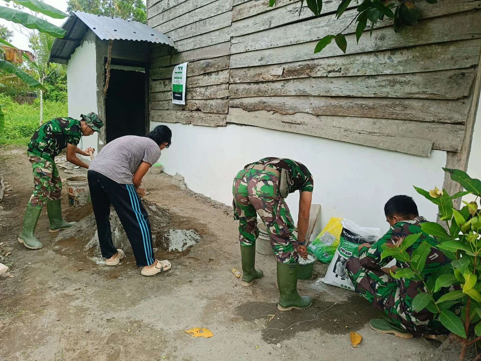 Masuk Hari Kedelapan, Satgas Kodim 0418/Palembang Genjot Rehab RTLH Milik Suwarni – Detiktoday.com