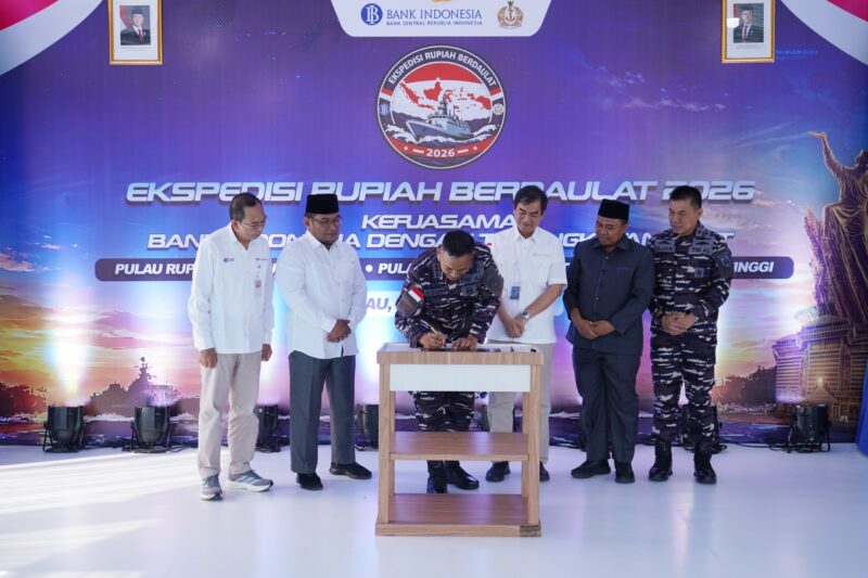 Wujud Sinergi TNI AL dan Bank Indonesia Menjaga Kedaulatan Negara, Danlanal Dumai Hadiri Pelepasan Tim Ekspedisi Rupiah Berdaukat 2026