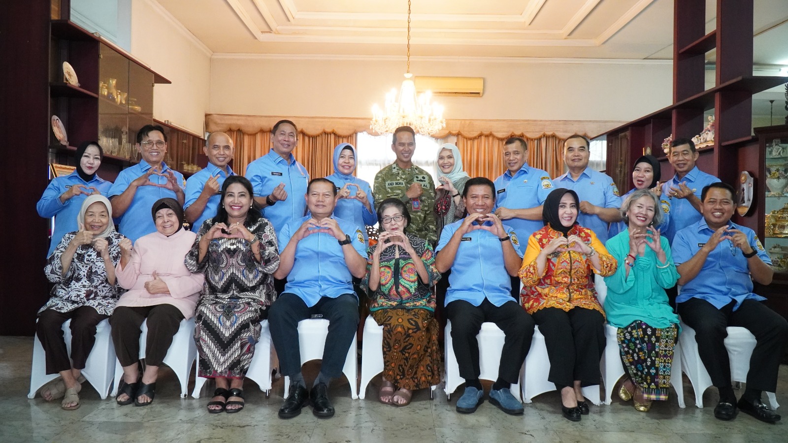 Anjangsana Ketua Umum PPAL dan Ketua PIPAL ke Kediaman Ketua HW ALRI Perkuat Silaturahmi dan Sinergi Organisasi