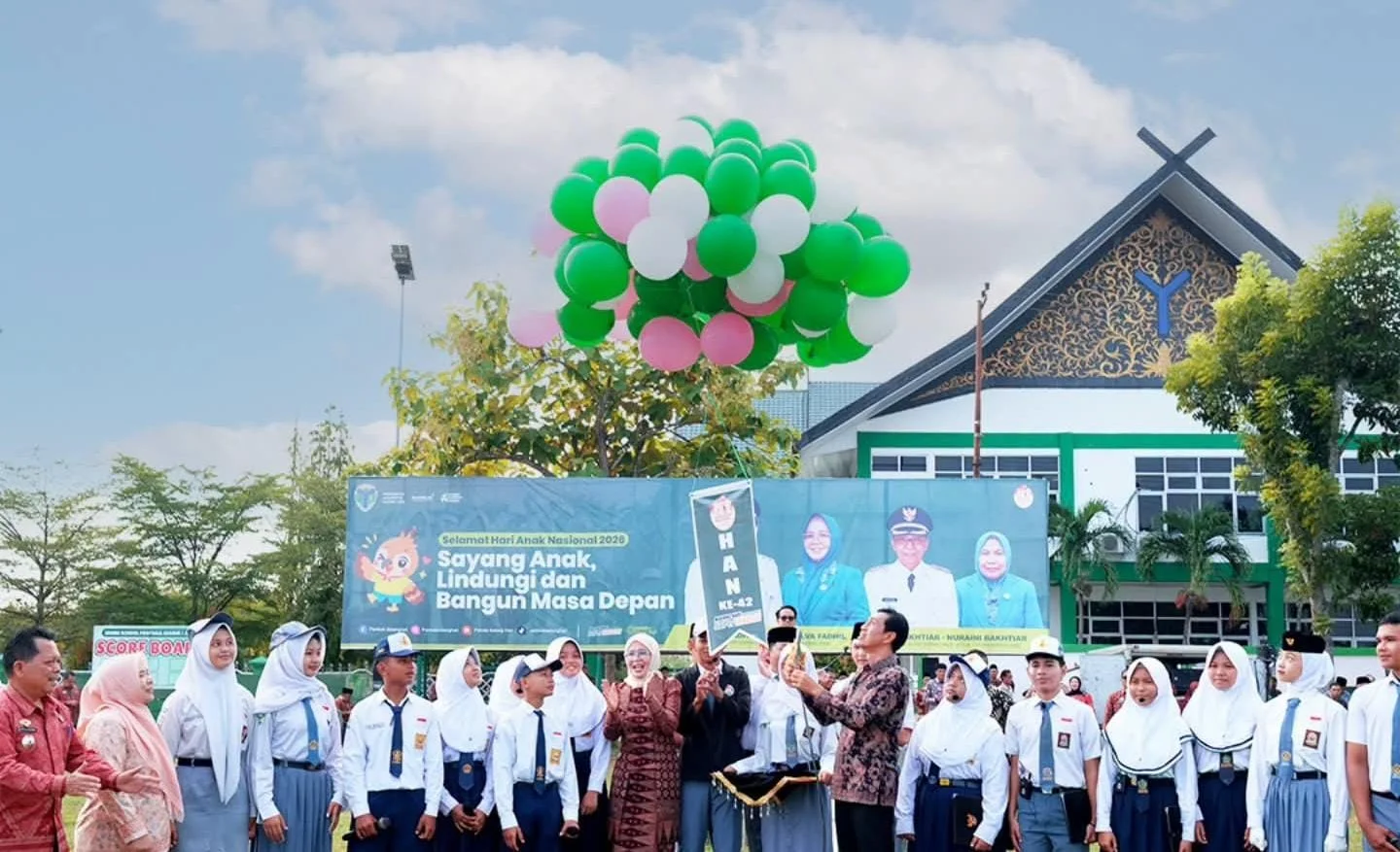 Bupati Batang Hari Jadi Pembina Upacara Hari Anak Nasional ke-42 – Detiktoday.com