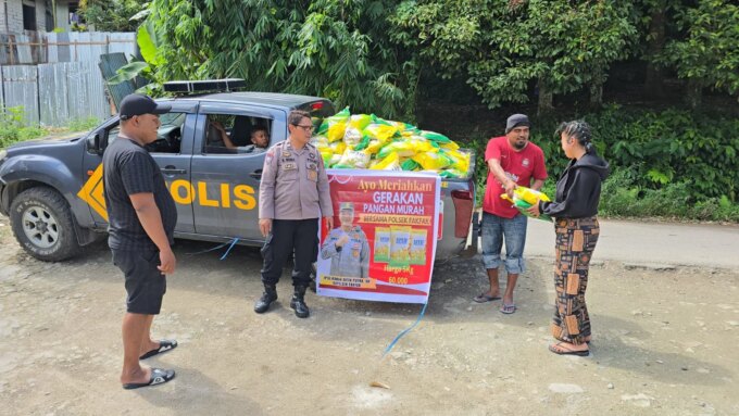 Dukung Ketahanan Pangan, Polres Fakfak Salurkan 600 Karung Beras Murah ke 5 Kelurahan dan 1 Kampung – Detiktoday.com