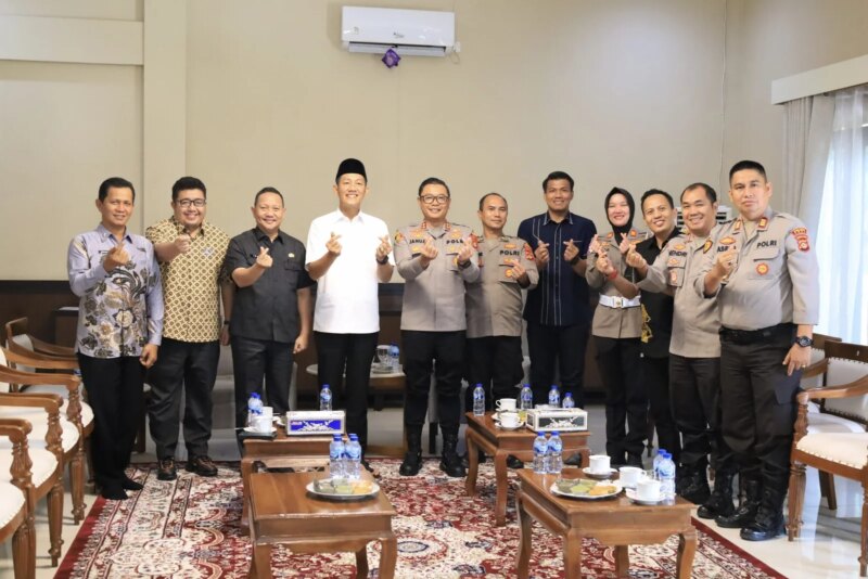 Bupati Asgianto Terima Silaturahmi Kapolres PALI, Perkuat Sinergi Kamtibmas dan Pembangunan – Detiktoday.com
