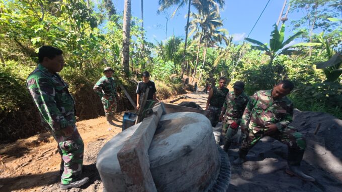 Mesin Molen Rusak, Semangat Satgas TMMD Tetap Menyala Demi Pembangunan Desa