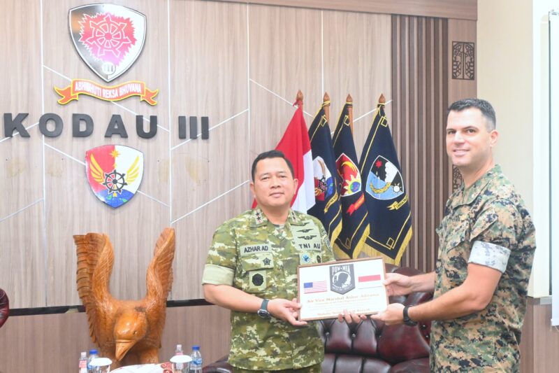 Kodau III Raih Penghargaan Departemen Pertahanan AS atas Dukungan Misi Kemanusiaan di Biak