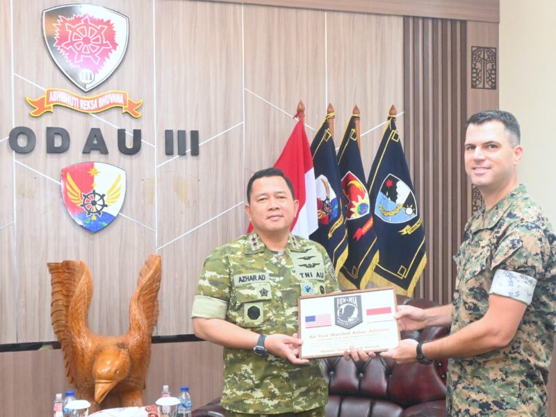 Kodau III Raih Penghargaan Departemen Pertahanan AS atas Dukungan Misi Kemanusiaan di Biak