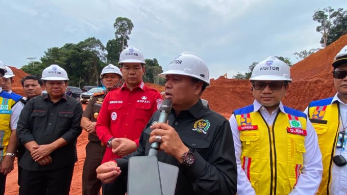 Ketua Komisi V DPR RI Tinjau Peningkatan Ruas Jalan Nasional Nanga Erak–Batas Kaltim, Butuh 2 Triliun Tuntas Hingga ke Tanjung Lokang