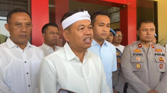 Dukung Pengusutan Pembunuhan Satpam Jatiluhur, Dedi Mulyadi Janji Renovasi Ruang Reskrim Polres Purwakarta – Detiktoday.com