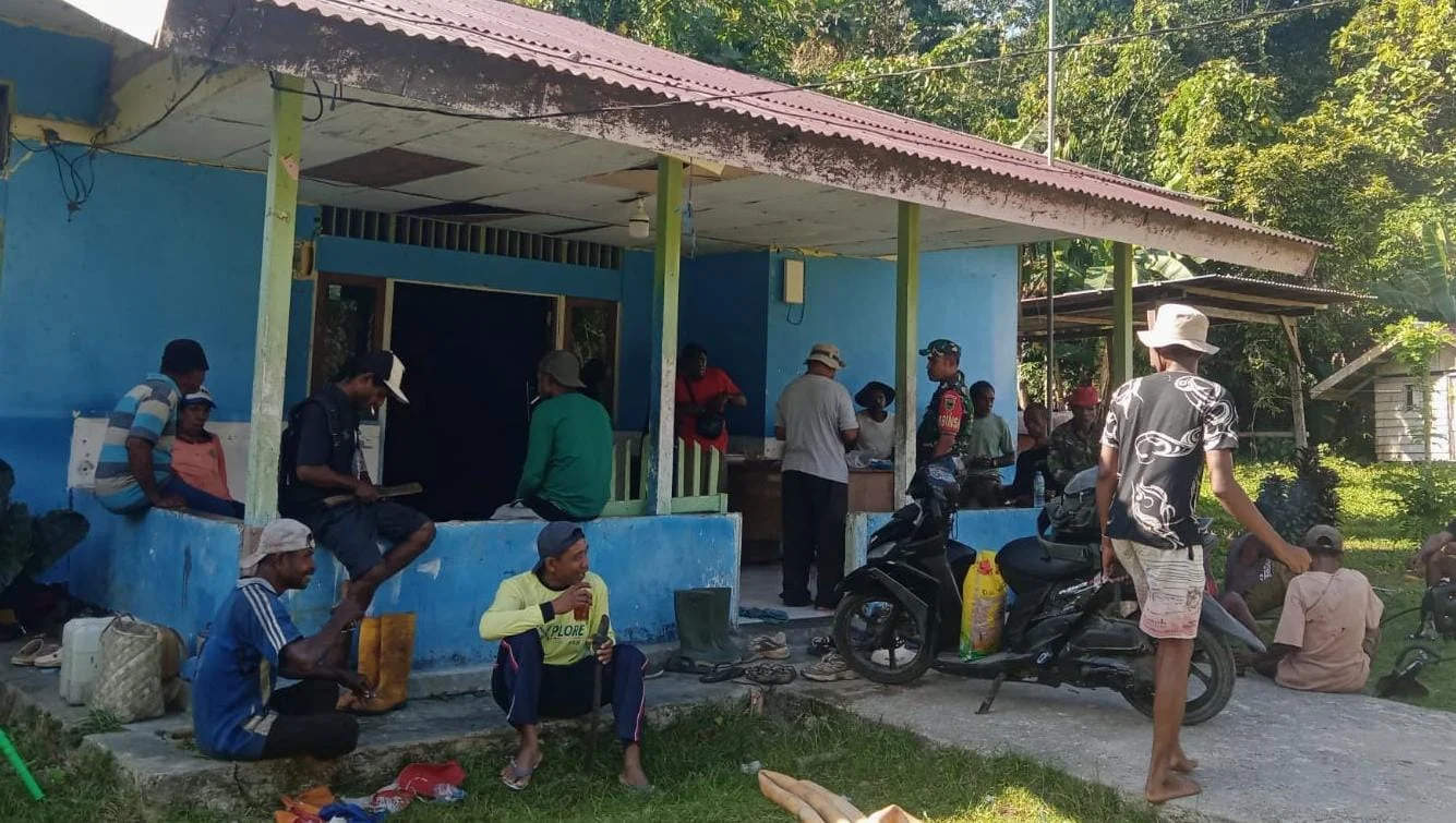 Sinergi TNI-Pemerintah, Babinsa Fakfak Timur Kerja Bakti Sambut Tim Ekspedisi Patriot – Detiktoday.com