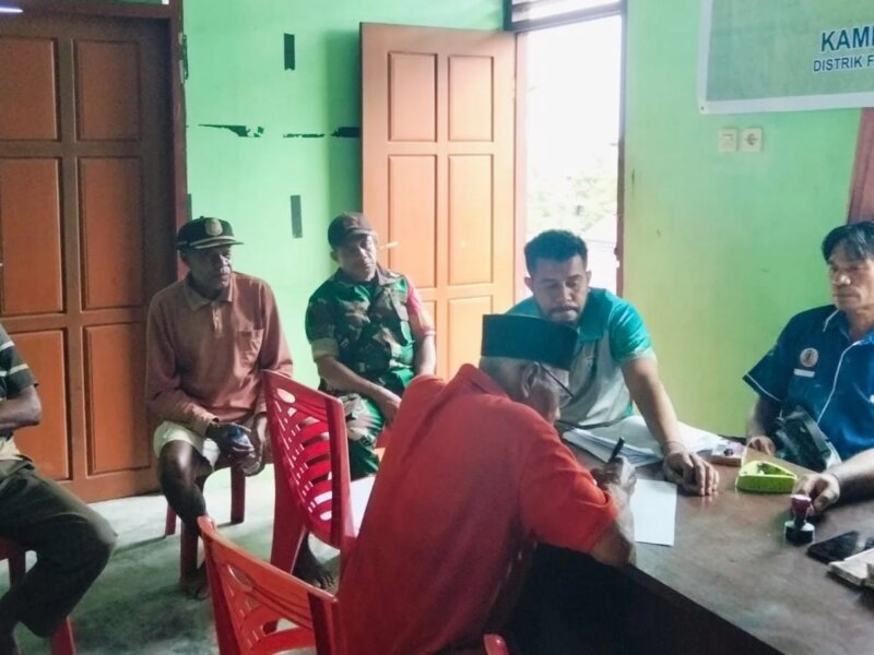 Perkuat Kemanunggalan, Babinsa Dampingi Rapat Penyaluran BLT Dana Kampung Nemewikarya – Detiktoday.com