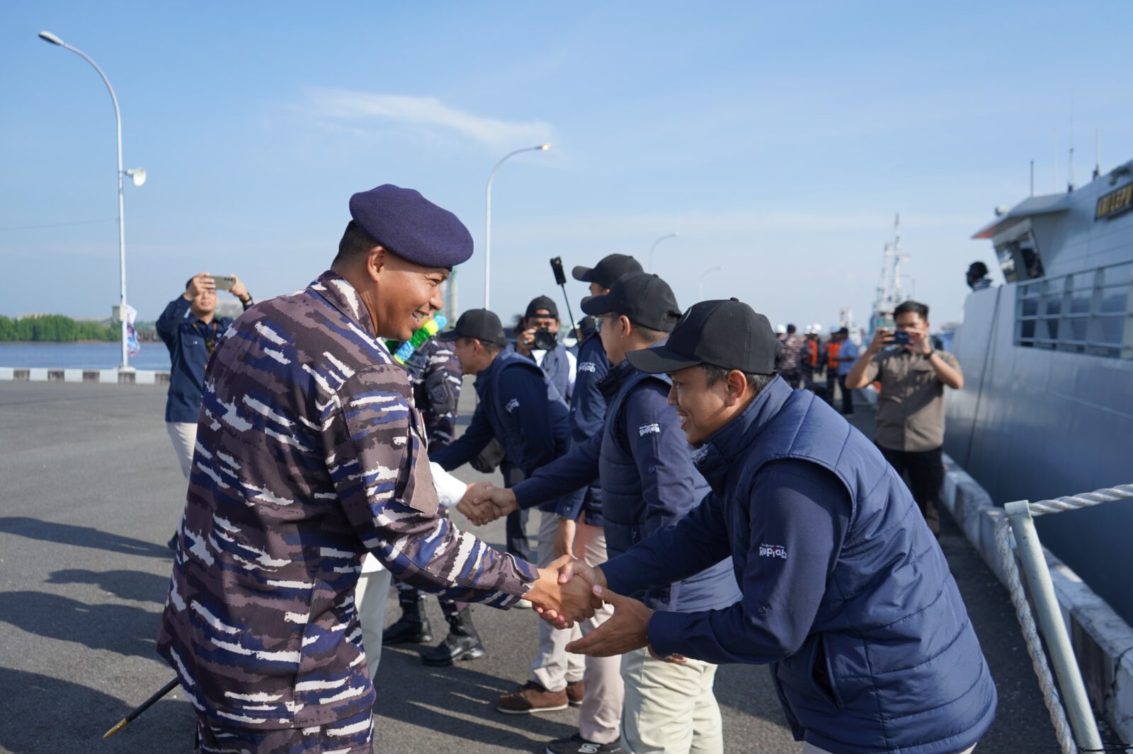 Dukung Misi Kedaulatan Rupiah Hingga Pulau Terluar Riau, Danlanal Dumai Sambut Kedatangan Tim ERB 2026