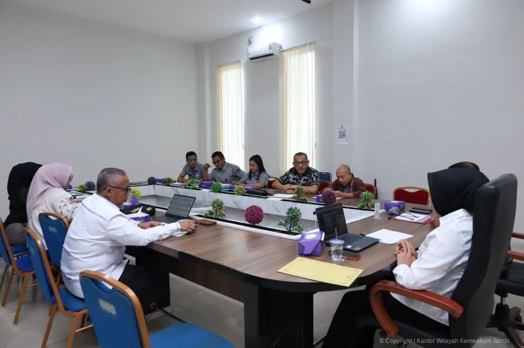 Kanwil Kemenkum Jambi Bahas Pengawasan Notaris, Perkuat Integritas dan Kepastian Hukum – Detiktoday.com