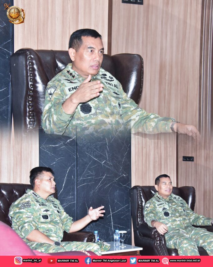 SINERGI KORPS MARINIR DAN KOGABWILHAN I SEMAKIN SOLID DUKUNG TUGAS PERTAHANAN