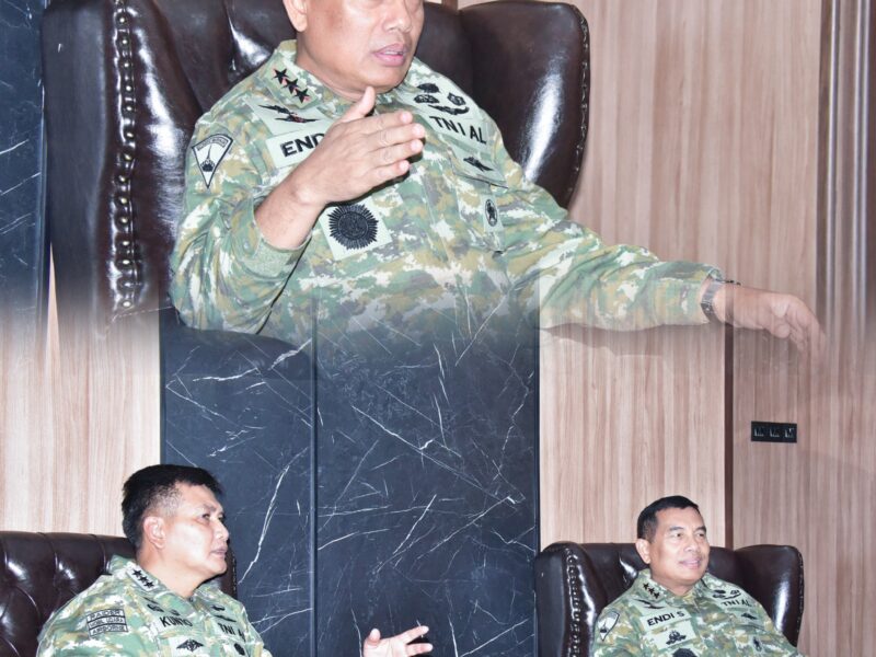 SINERGI KORPS MARINIR DAN KOGABWILHAN I SEMAKIN SOLID DUKUNG TUGAS PERTAHANAN