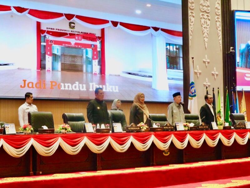 Danlanal Bintan Wakili Dankodaeral IV Hadiri Rapat Paripurna DPRD Kepri