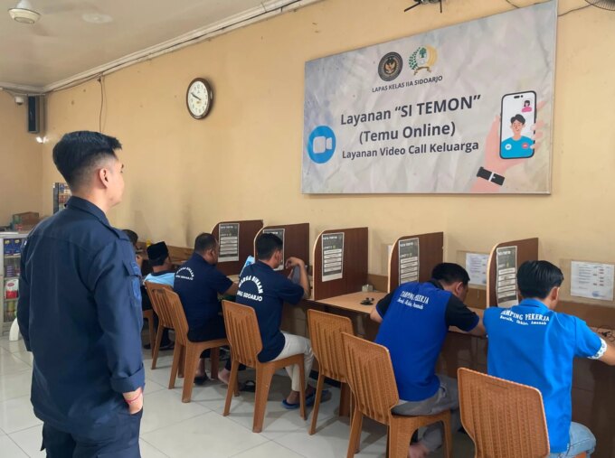 Lapas Sidoarjo Hadirkan Si Temon Layanan Video Call Gratis Pengobat Rindu Warga Binaan dan Keluarga – Detiktoday.com