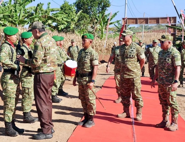 Wapang TNI dan Menhan RI Tinjau Yon TP di Jawa Tengah, Perkuat Kesiapan Pertahanan dan Ketahanan Wilayah