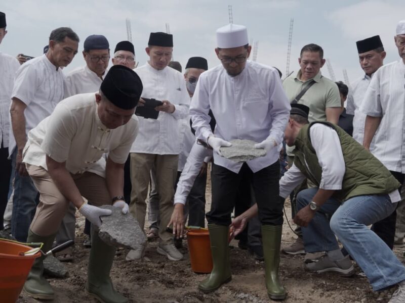 Peletakan Batu Pertama Masjid Al Kautsar, Panglima TNI Dorong Penguatan Nilai Keagamaan dan Kebersamaan Masyarakat