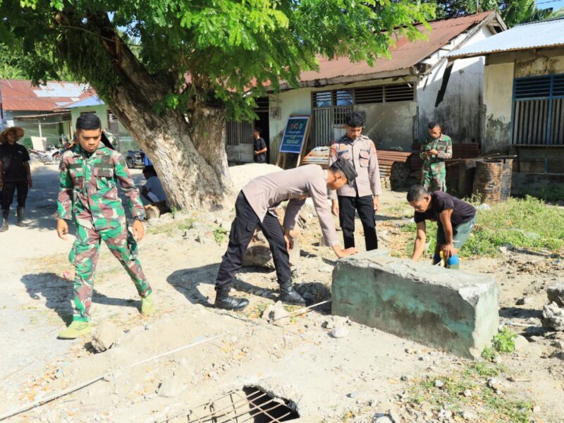 Hari Pertama Pekerjaan Fisik TMMD ke-129 Kodim 1505/Tidore, TNI Bersama Masyarakat Kompak Bangun Desa