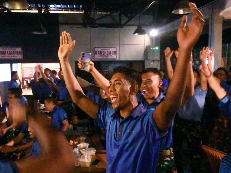 Semarak Nobar Gembira Final Piala Dunia 2026, Lanud Sultan Hasanuddin Pererat Kebersamaan