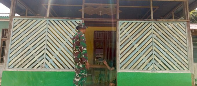 Satgas TMMD Ke-129 Kodim 1807/Sorong Selatan Percepat Rehab RTLH Milik Pak Herman, Wujud Nyata Kepedulian TNI untuk Kesejahteraan Rakyat