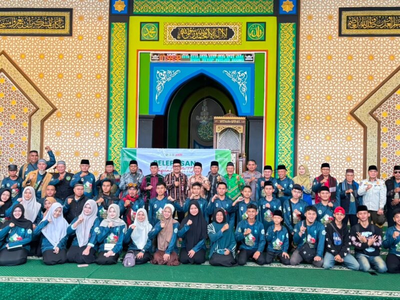 101 Kafilah dan Anggaran Rp 1,15 Miliar! Wabup Sukardi Lepas Pasukan Qur’ani Kapuas Hulu ke MTQ Kalbar – Detiktoday.com