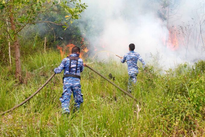 Menembus Asap Karhutla Kalsel, Personel Lanud Sjamsudin Noor dan Kekuatan Udara Bergerak, Heli TNI AU dan Gabungan Dikerahkan, Wujud Negara Hadir