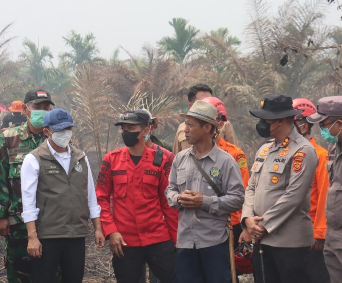Menteri Kehutanan Tinjau Karhutla Tanjab Timur, Polda Jambi Perkuat Pencegahan dan Penegakan Hukum – Detiktoday.com