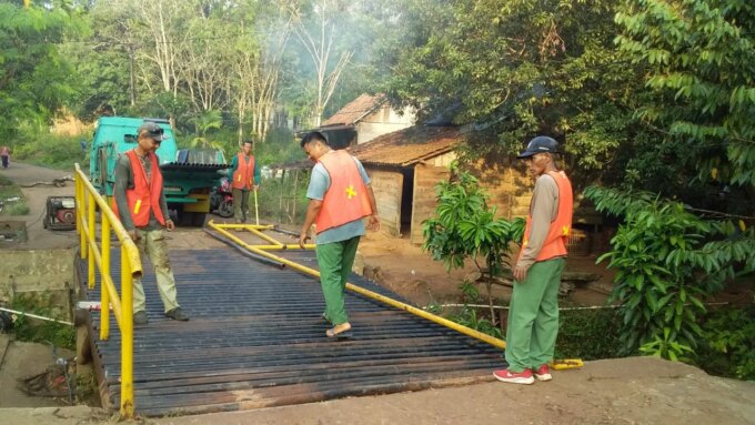 Atas Instruksi Bupati Toha, Jembatan Purwosari Rampung Diperbaiki – Detiktoday.com