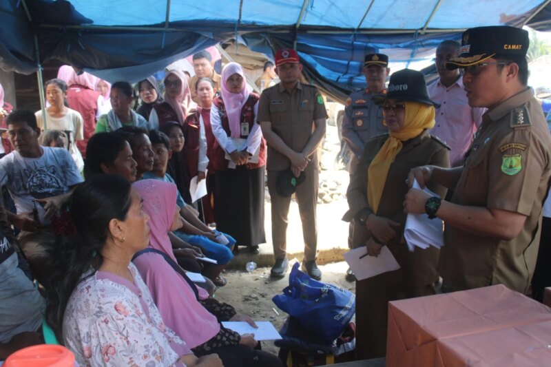Bupati Muba berikan bantuan untuk korban kebakaran di Desa Teluk Kecamatan Lais – Detiktoday.com