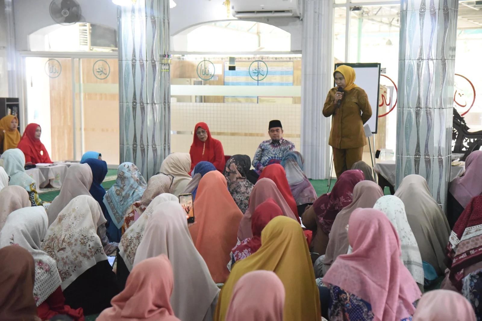 Pengajian Qurrota A’yun Jadi Momentum Wabup Mimik Ajak Jamaah Doakan Sidoarjo  – Detiktoday.com