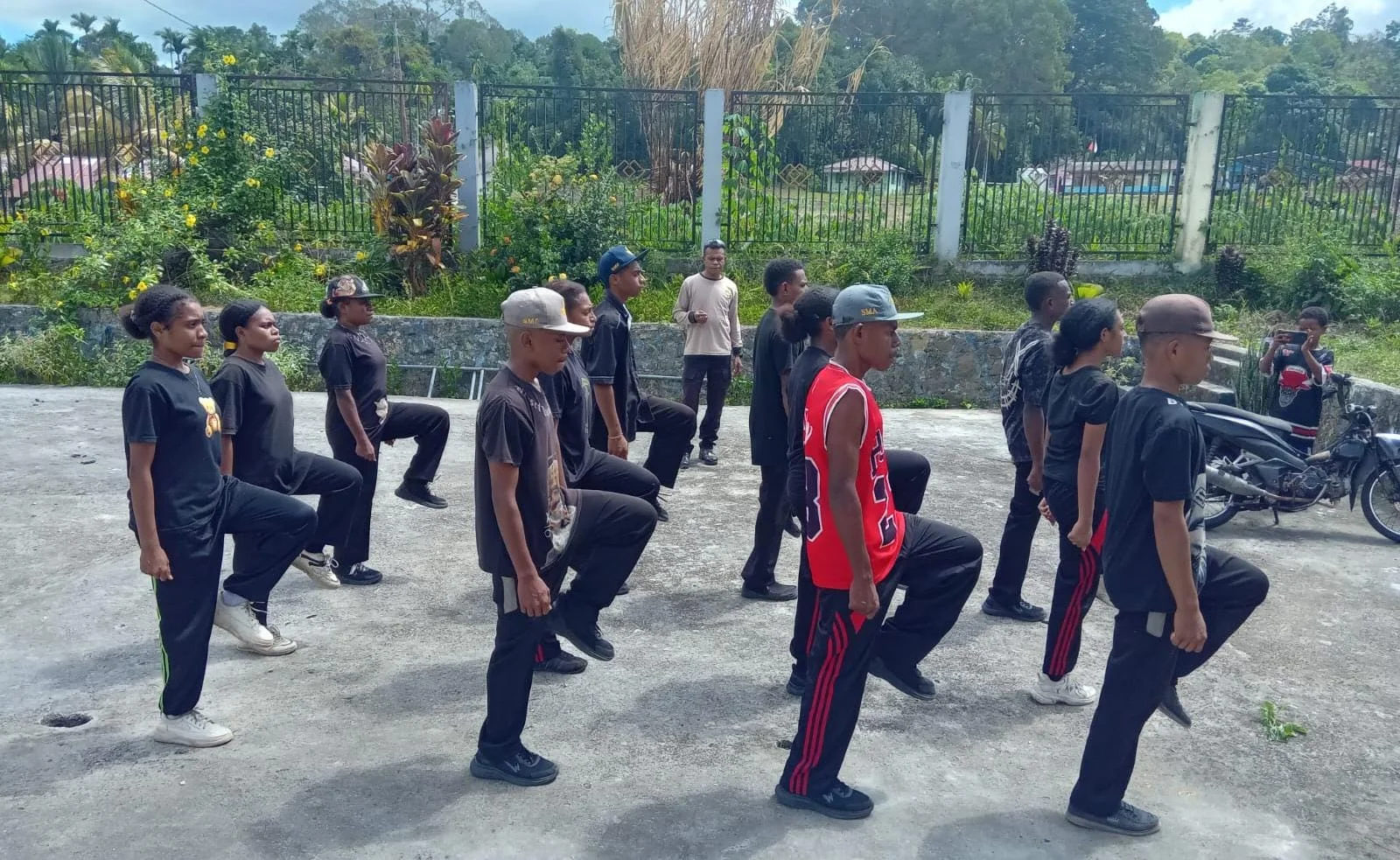 Babinsa dan Bhabinkamtibmas Kramomongga Siapkan Calon Paskibra HUT RI ke-81 – Detiktoday.com