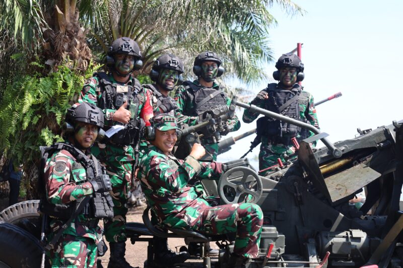 Latihan TNI Terintegrasi 2026, Danlanal Dumai Dikukuhkan Sebagai Warga Kehormatan Korps Arhanud TNI AD