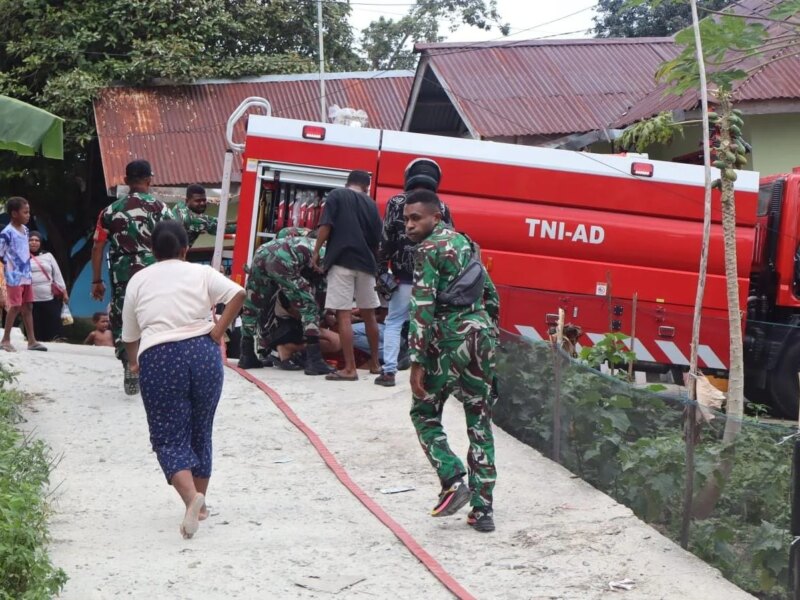 Dandim 1803/Fakfak Perintahkan Pendistribusian Air Bersih untuk Warga Terdampak Kemarau – Detiktoday.com