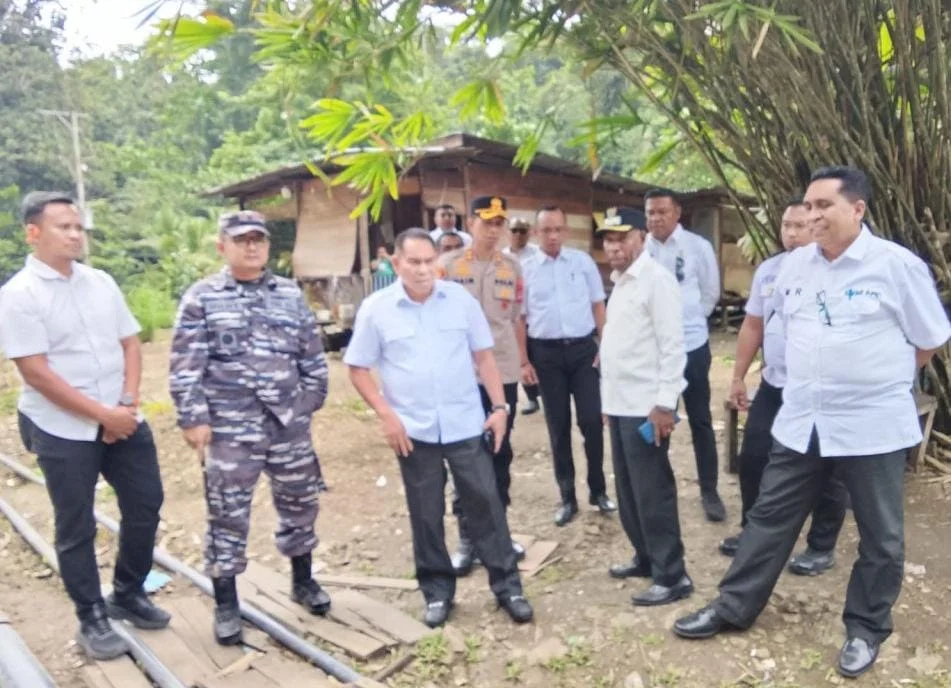 Dengar Kelurahan Warga, Bupati dan Wabup Fakfak Turun Langsung Cek Air Besar dan Kali Mati – Detiktoday.com