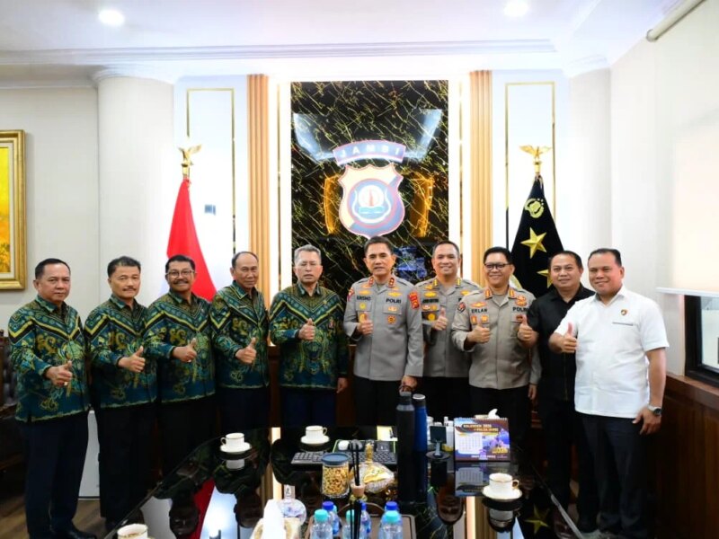 Kapolda Jambi Terima Silaturahmi Ketua Pengadilan Tinggi Jambi, Perkuat Sinergi Penegakan Hukum – Detiktoday.com