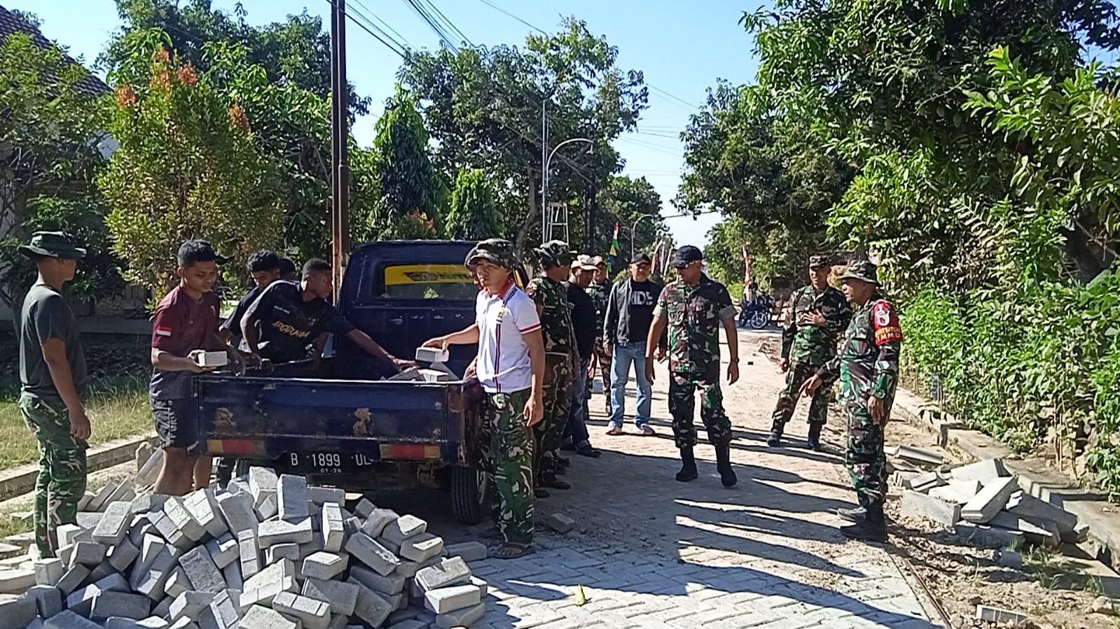Tinjau Lokasi, Dansatgas TMMD 129 Bulu Lor Yakinkan Semua Proyek Selesai Tepat Waktu 