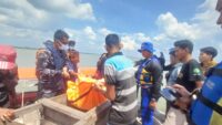 Respons Cepat Pos TNI AL Selatpanjang Bersama Tim SAR Gabungan Berhasil Temukan Korban Terakhir Kapal Karam di Perairan Mengkikip Kepulauan Meranti