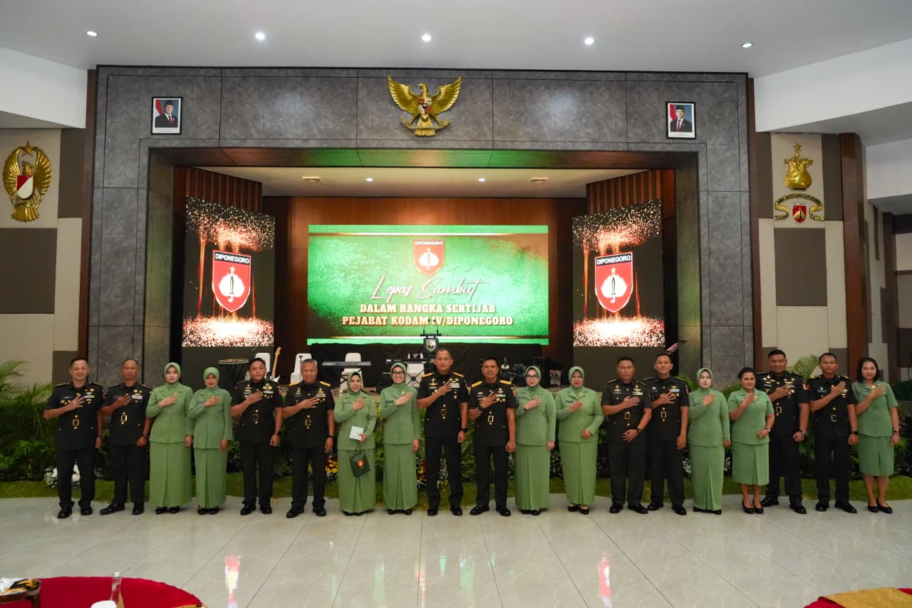 Pangdam IV/Diponegoro Pimpin Sertijab Sejumlah Pejabat Kodam IV/Diponegoro