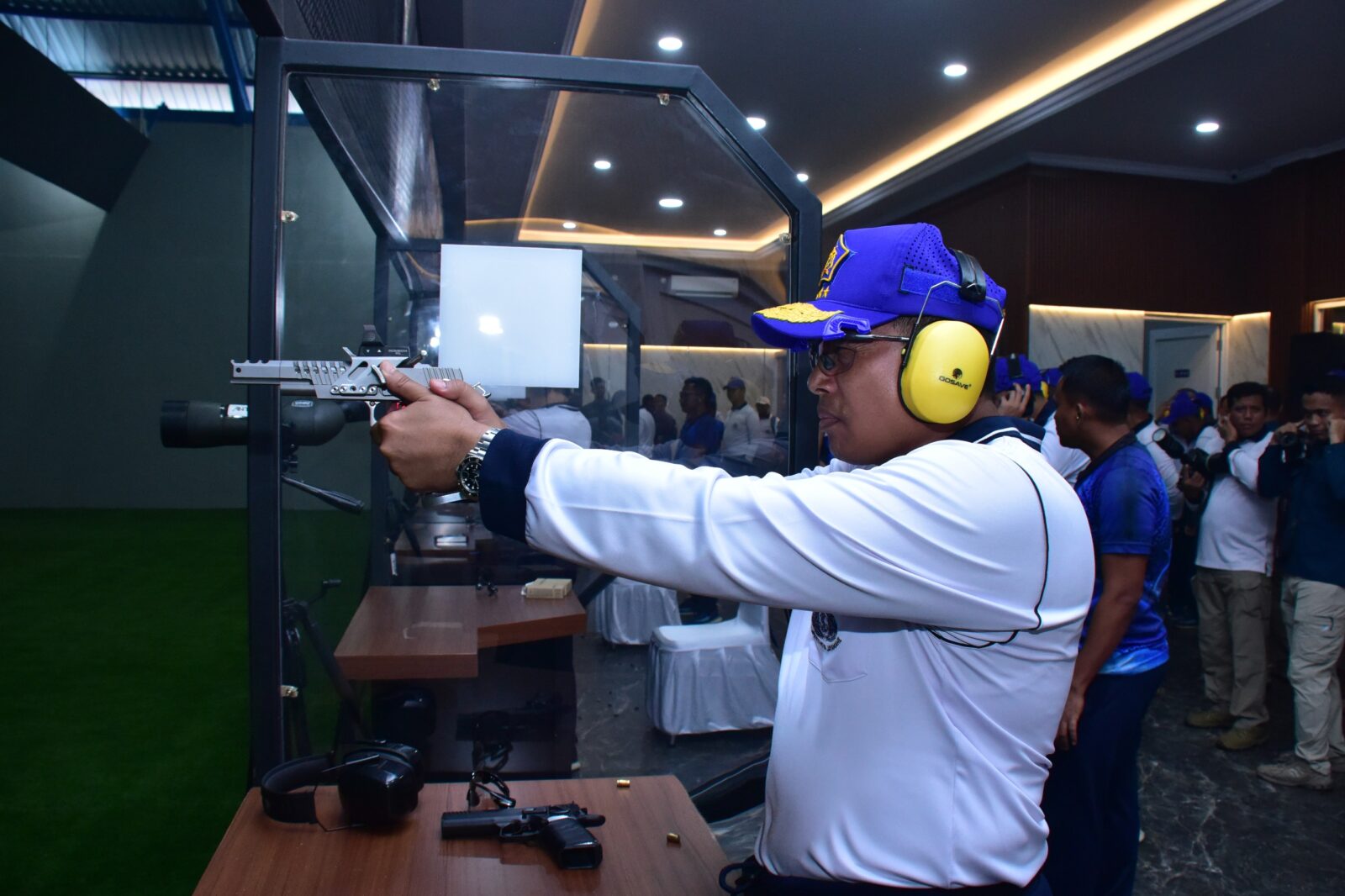 PANGKORMAR DAMPINGI KASAL RESMIKAN LAPANGAN TEMBAK, BLUE BERET LOUNGE DAN MILITARY POLICE WARDROOM PUSPOMAL