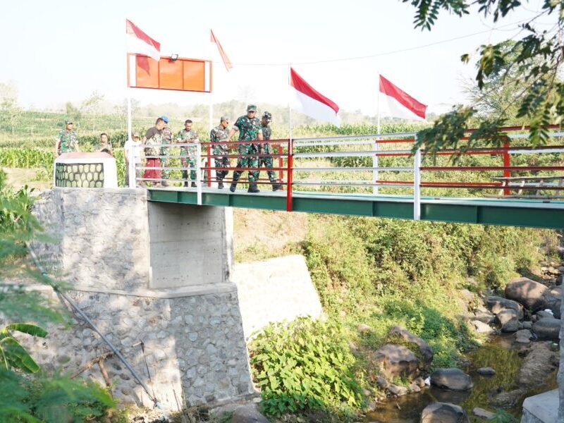 Jembatan Garuda Hidupkan Jalan yang Telah Lama Mati dan Ditanami Warga