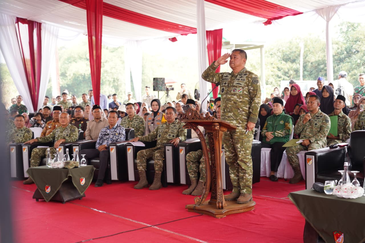 Laporkan Capaian TNI AD kepada Presiden, Kasad: 2.500 Jembatan dan 3.000 Titik Air Tuntas