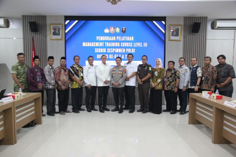 Sespimmen Polri Pelajari Strategi Kepemimpinan melalui Studi Lingkungan di Demak