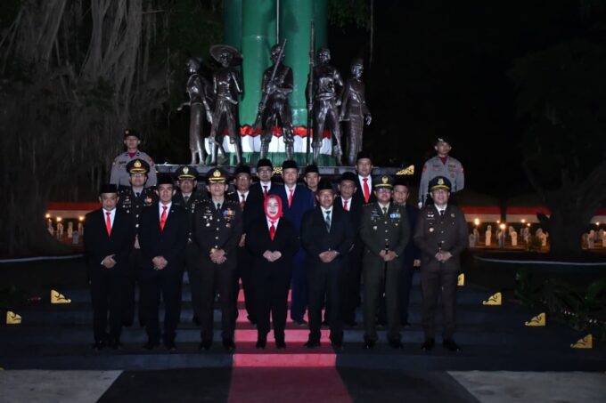 Dandim Ponorogo Hadiri Tasyakuran, Ziarah Nasional & Renungan Suci, serta Penyerahan Remisi Tahanan Dalam Rangka HUT Ke-81 Kemerdekaan RI