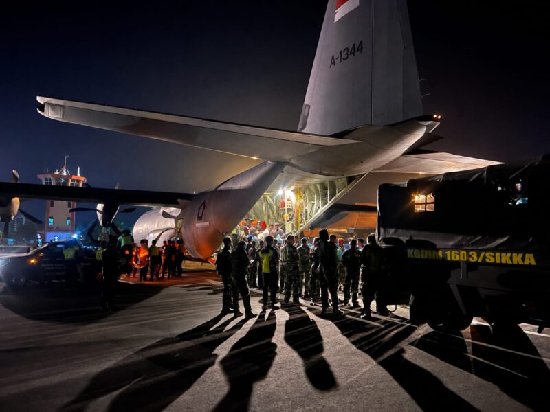 C-130J Super Hercules TNI AU Tiba di Maumere, Bawa Bantuan Pascagempa