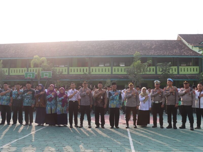 Goes to School, Kapolres Demak Ajak Pelajar Jaga Kamtibmas