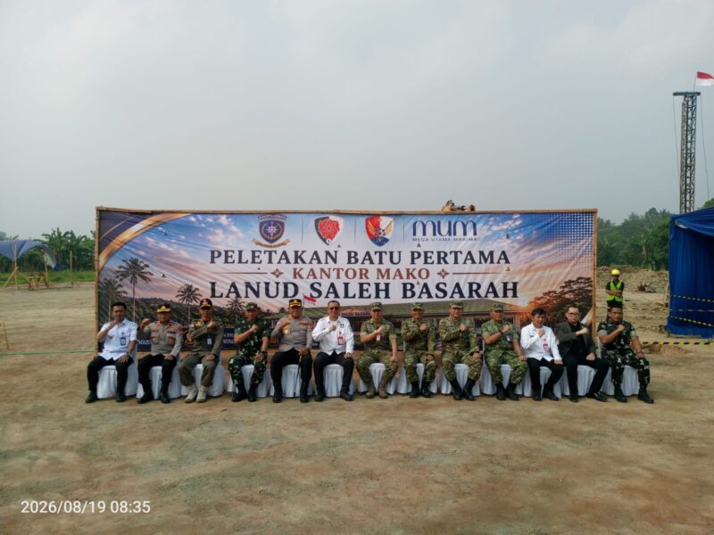 Peletakan Batu Pertama Mako Lanud Saleh Basarah, Pangkodau I Ajak Bangun Sinergi Dengan Pemerintah Dan Masyarakat