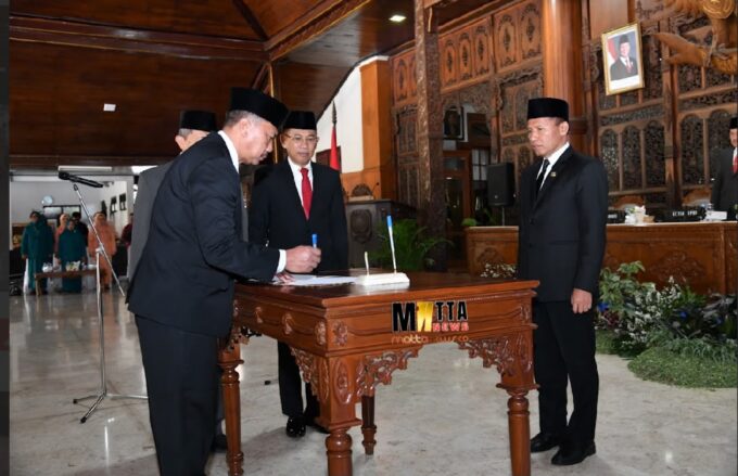 Tri Hariadi Resmi Dilantik Jadi Sekda Tulungagung, Plt Bupati Tekankan Integritas dan Sinergi – Detiktoday.com